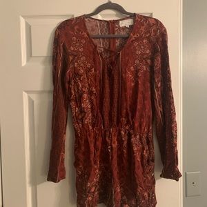 BRAND NEW WITHOUT TAGS Kendall + Kylie Romper